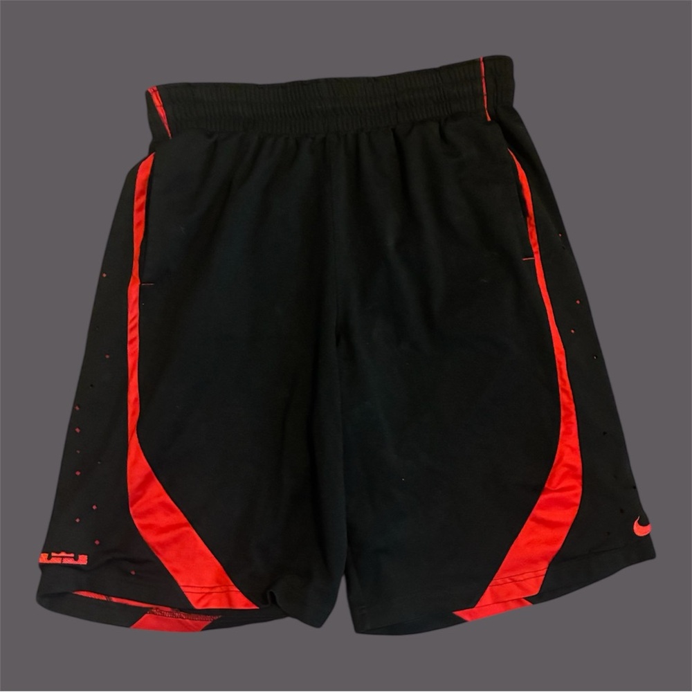 Nike Men's Athletic Shorts in Black and Red